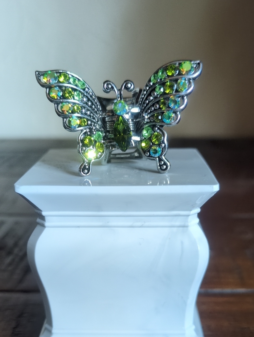 Decorative Butterfly Accent Clip in Green Crystals